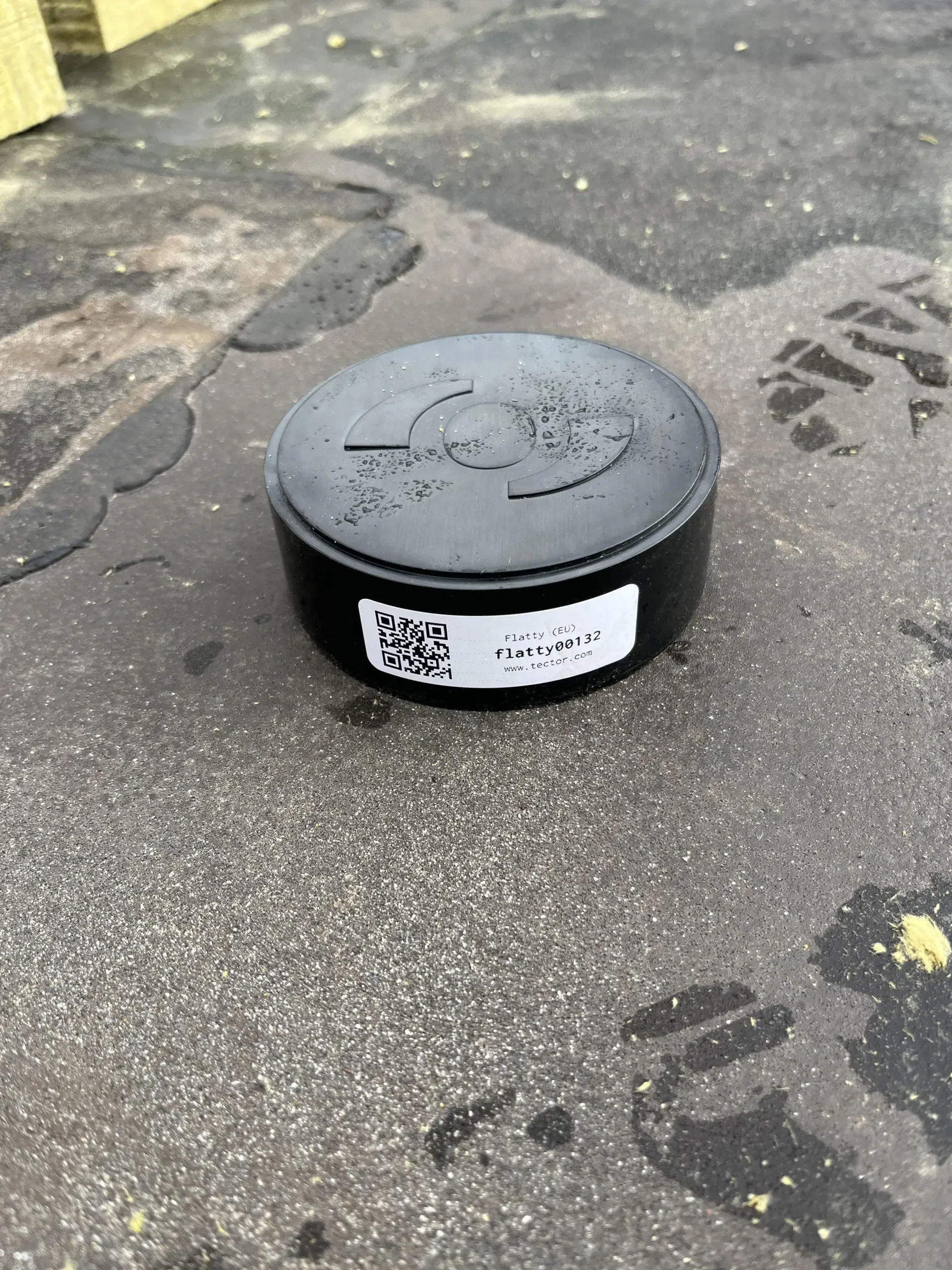 Tectors trådløse fugtsensor til flade tage